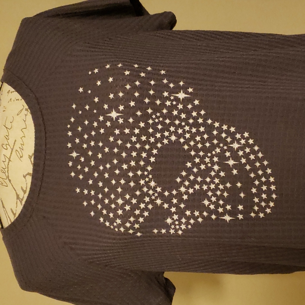 Torrid Skull made of stars waffle tee 00